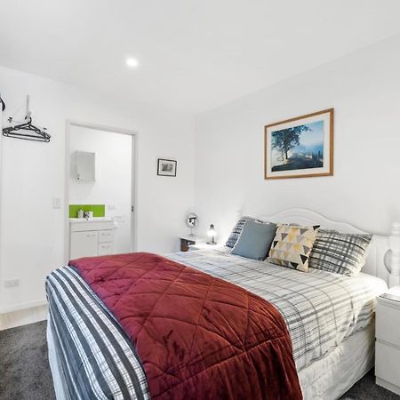 Bellbird Cottage - Lake Taupo Bach Waitahanui Exterior photo