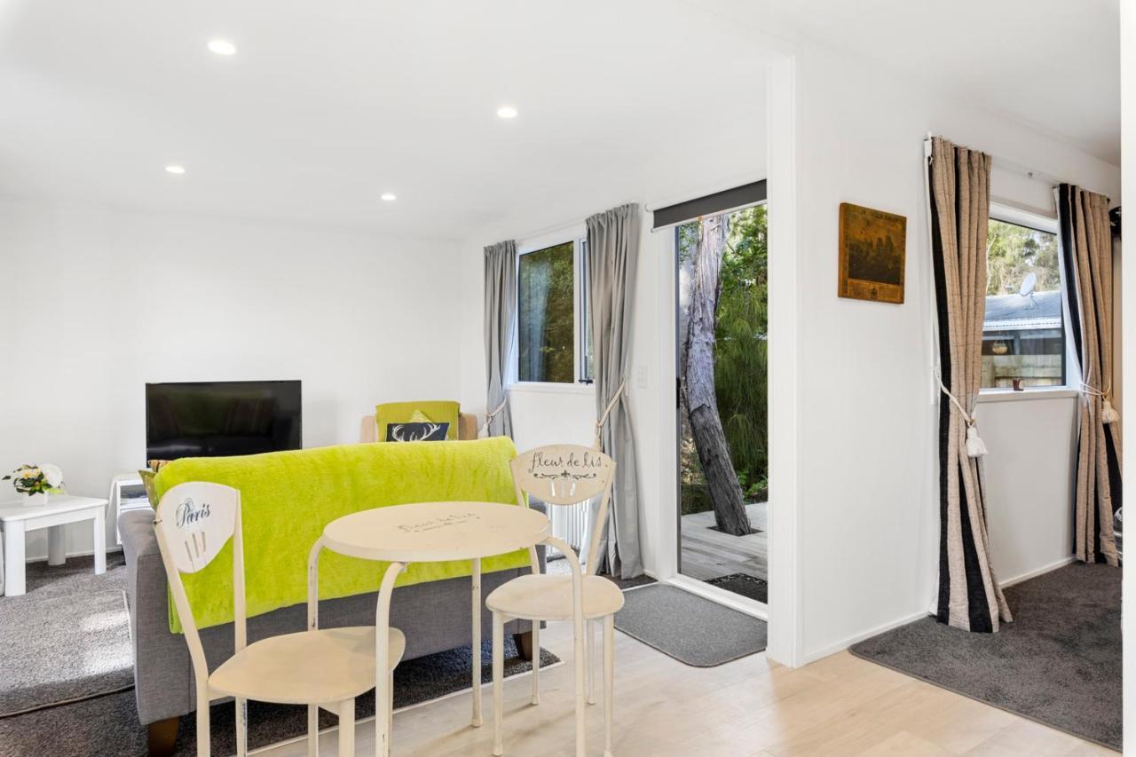 Bellbird Cottage - Lake Taupo Bach Waitahanui Exterior photo