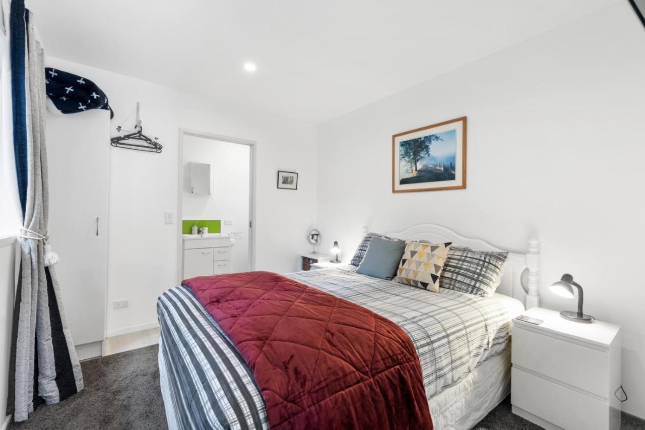 Bellbird Cottage - Lake Taupo Bach Waitahanui Exterior photo